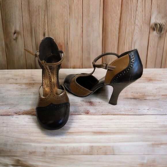 Bongo Heel Line Dancer shoes Size 7 Vintage Brown Natural closed toe - Picture 3 of 7